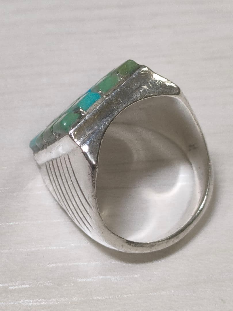 スクエアターコイズSILVERリング(ズニ族、STERLING刻印、インレイ)