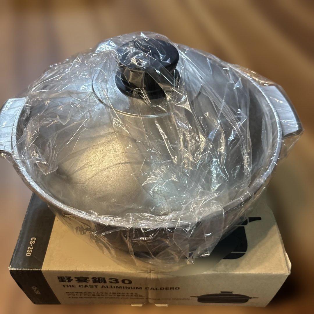 新品　スノーピーク　土鍋　野宴鍋30 [3-4人用] CS-250 キャンプ