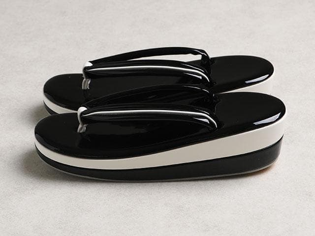 【新品】草履バッグセット 草履24cm (黒&白)　丸型　01998