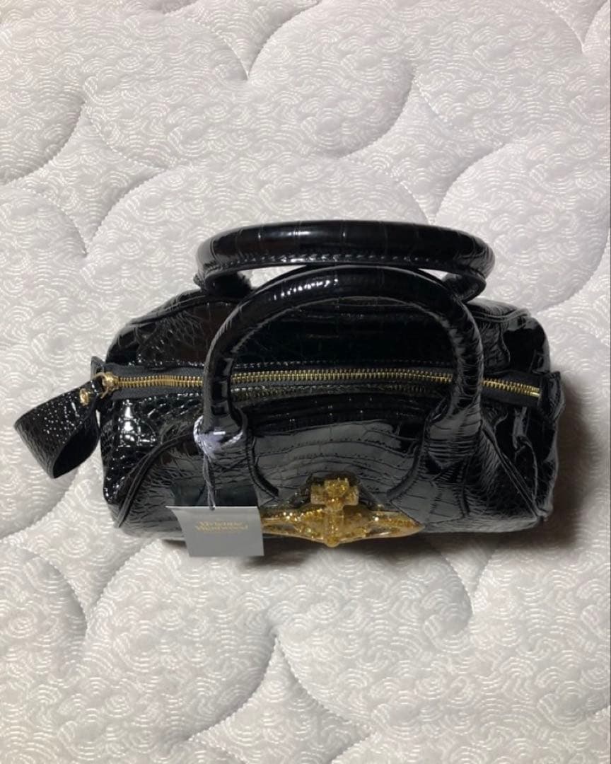 d*9様 Vivienne Westwood クロコダイル風　ハンドバッグ