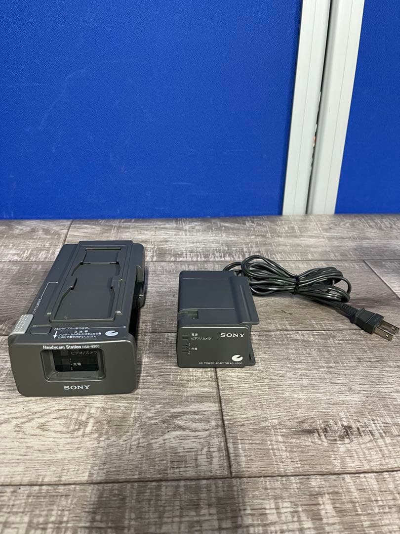 ソニー Handycam 8mmビデオカメラvideo Hi8 CCD-TR3