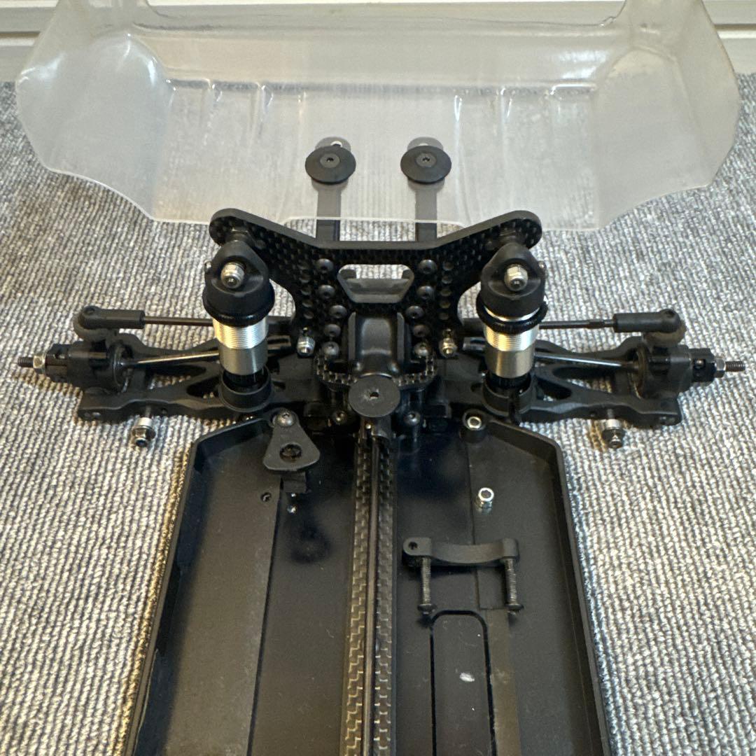 XRAY XB4 2024 ダート仕様 未塗装ボディ付き