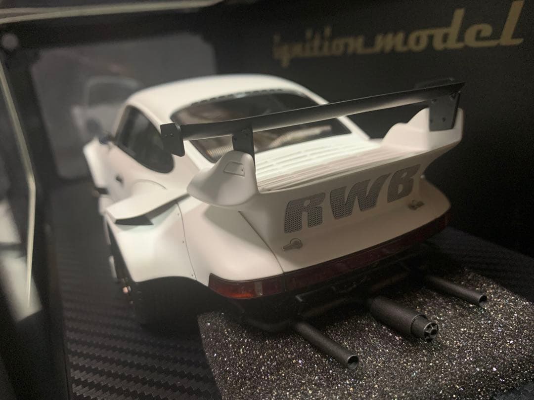 Ignition Model 1:18 Porsche RWB 930 -- Matte White -- IG3696
