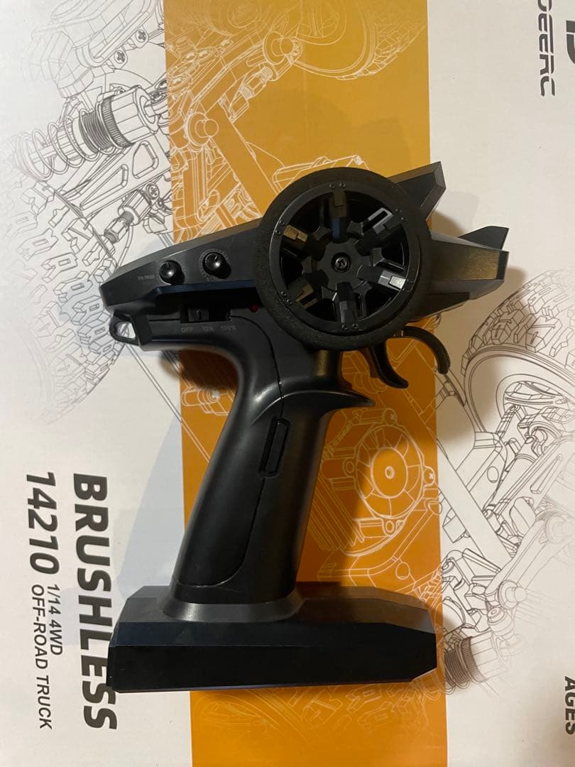 DEERC DE14210 ラジコンカー 4WD 中古品