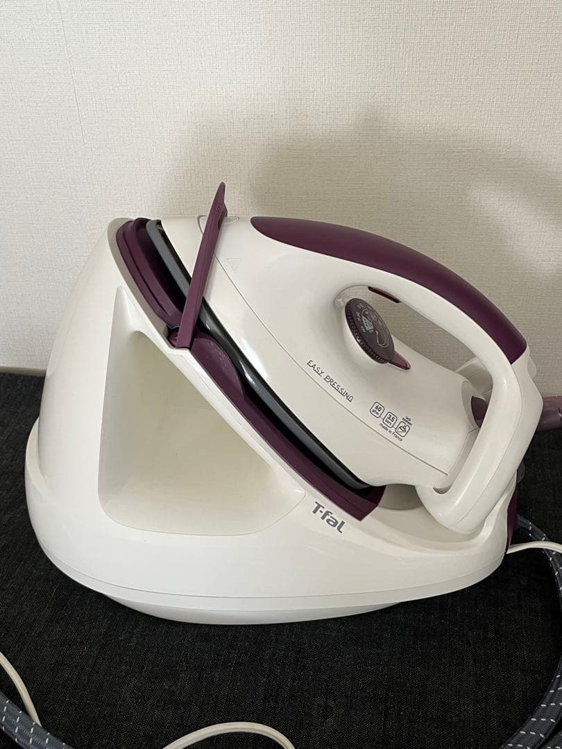 T-fal Easy Pressing イージープレッシング スチームアイロン スチームアイロン 「イージープレシング」 GV5240J3｜の通販は