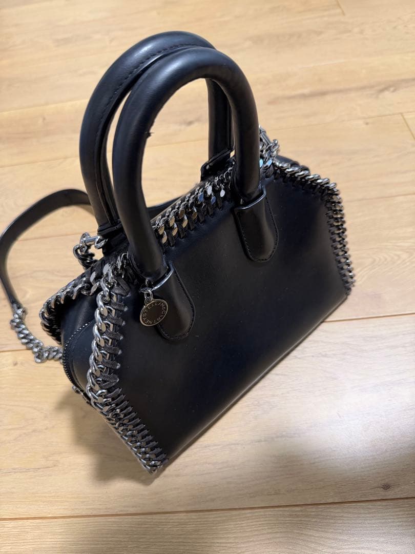 Stella McCartney ブラックショルダーバッグ