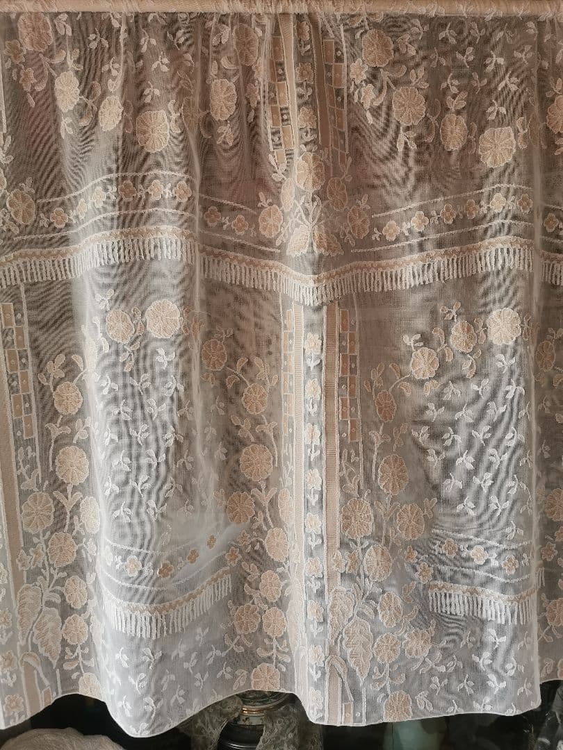 アンティーク ノッティンガムレース最高峰マドラスフレームカーテン