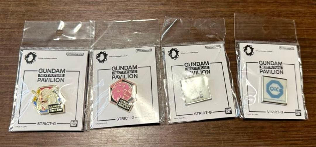 STRICT-G ガンダムパビリオン ピンバッジ　ピンバッチ　4個