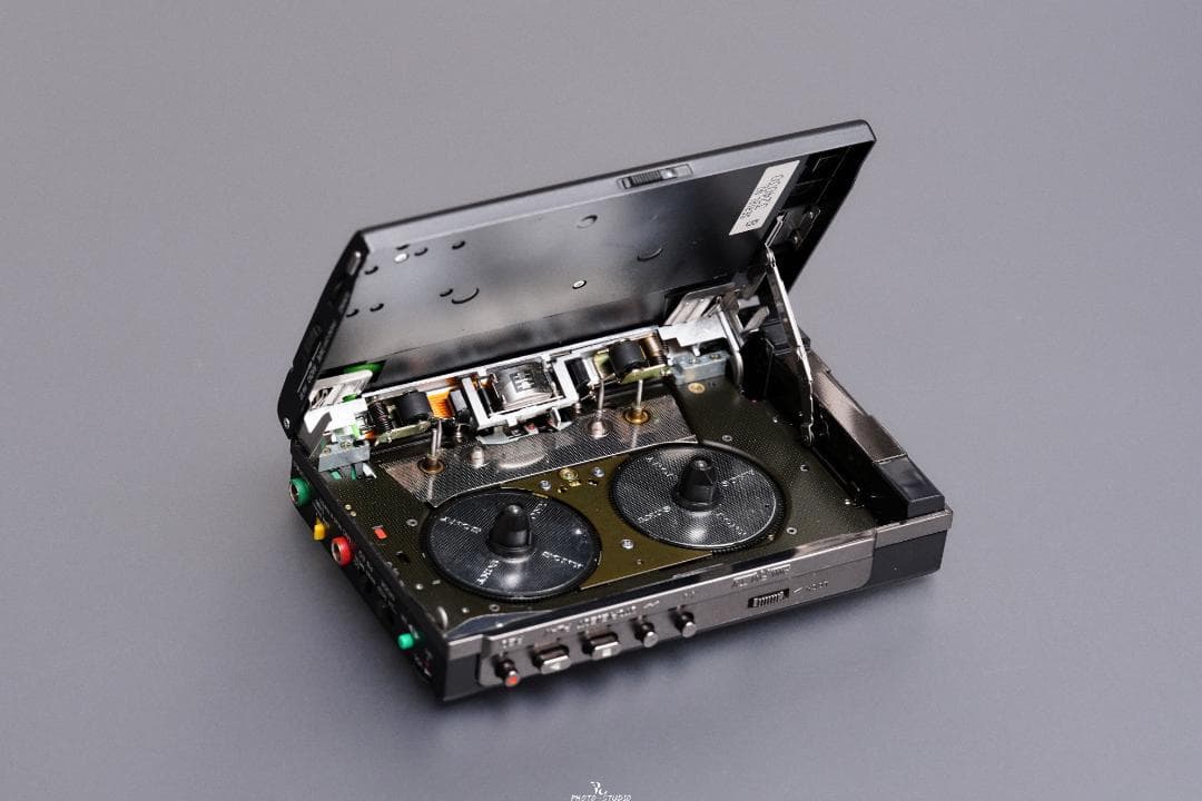 SONY 初代WALKMAN TPS-L2 後期型 カセットプレーヤー SONY 初代WALKMAN