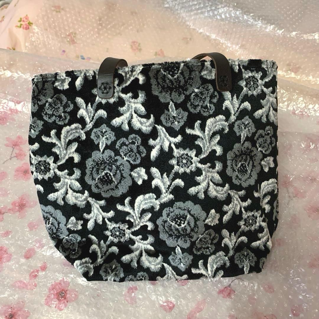 作家様 福寿ドール 猫ちゃんトートバッグ Cuddle a Fluffy Cuddle a