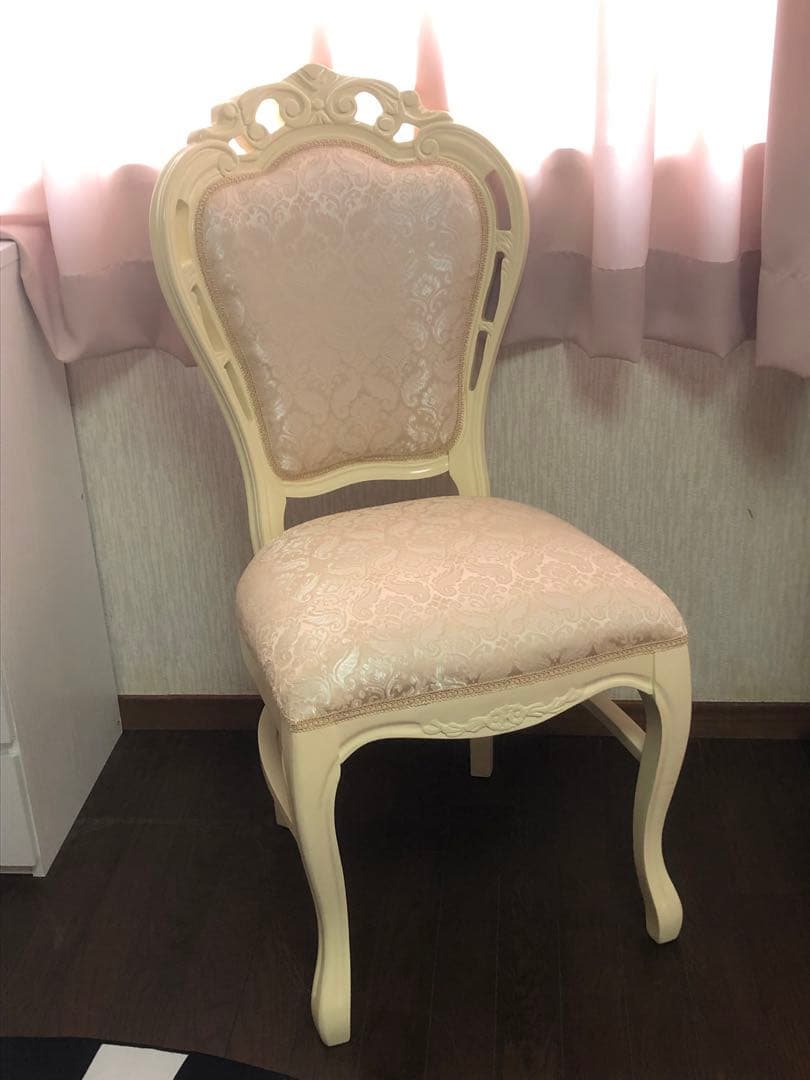 ロココ 猫脚アンティークチェア♦️美しい ホワイト ダマスク♦️完売