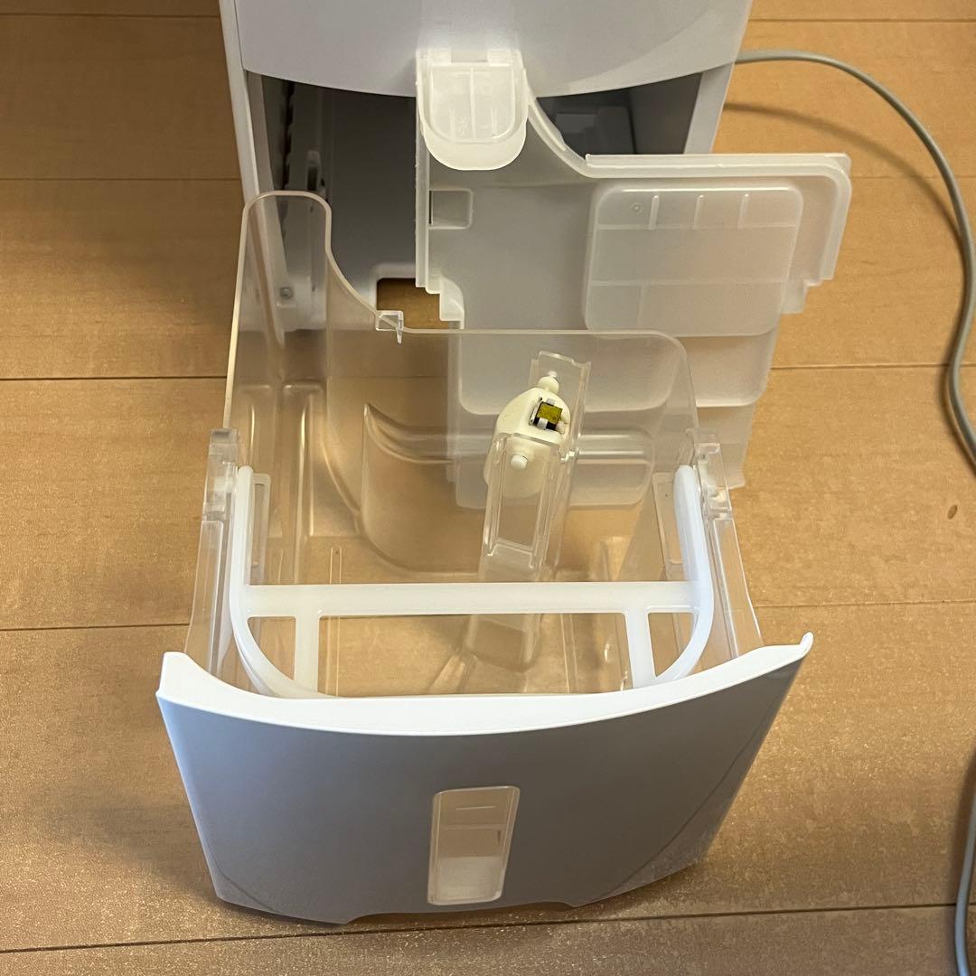 最終値引き Panasonic 衣類乾燥除湿機 F-YHVX120 ホワイト