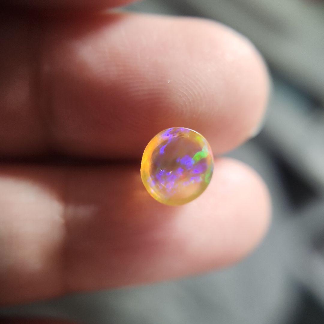 天然ファイアーオパール 1.837ct