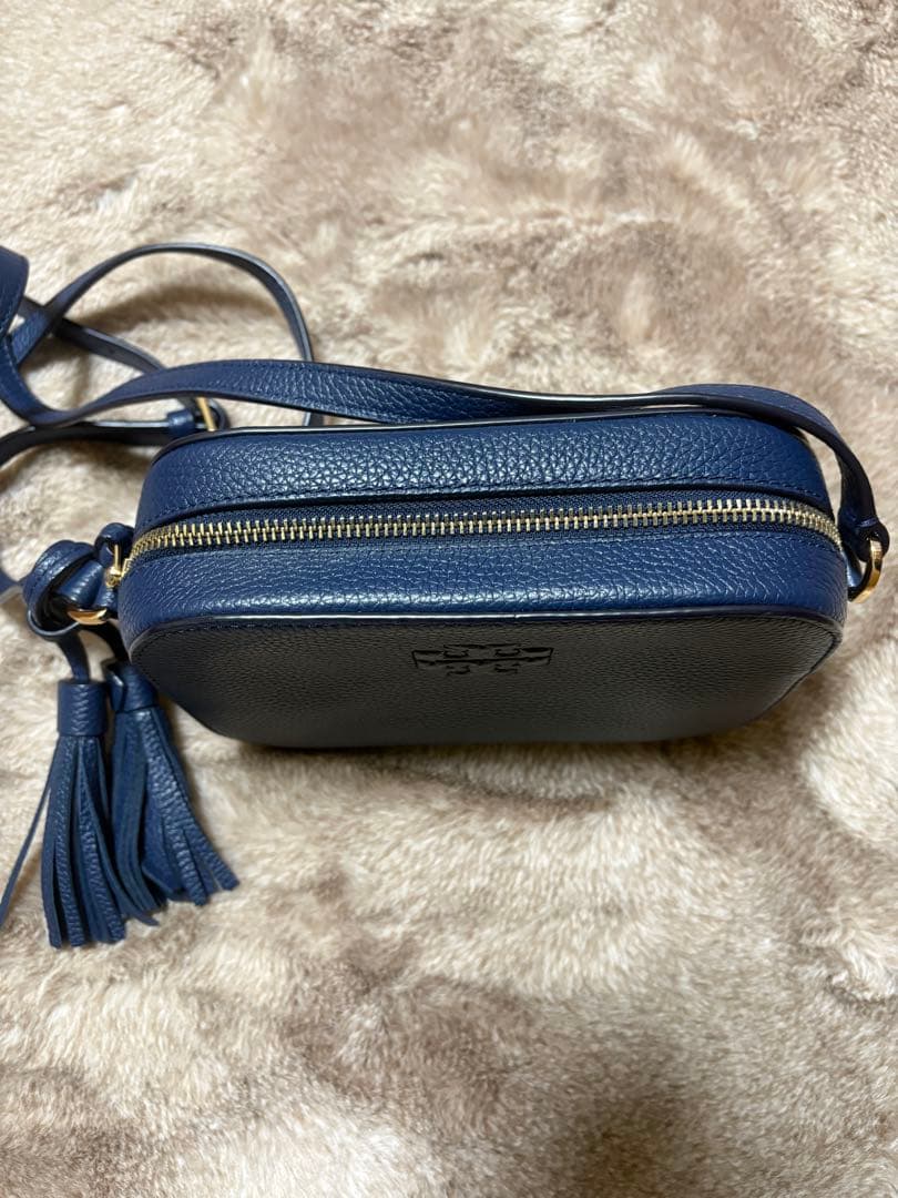 トリーバーチ　ショルダーバッグ　ネイビー