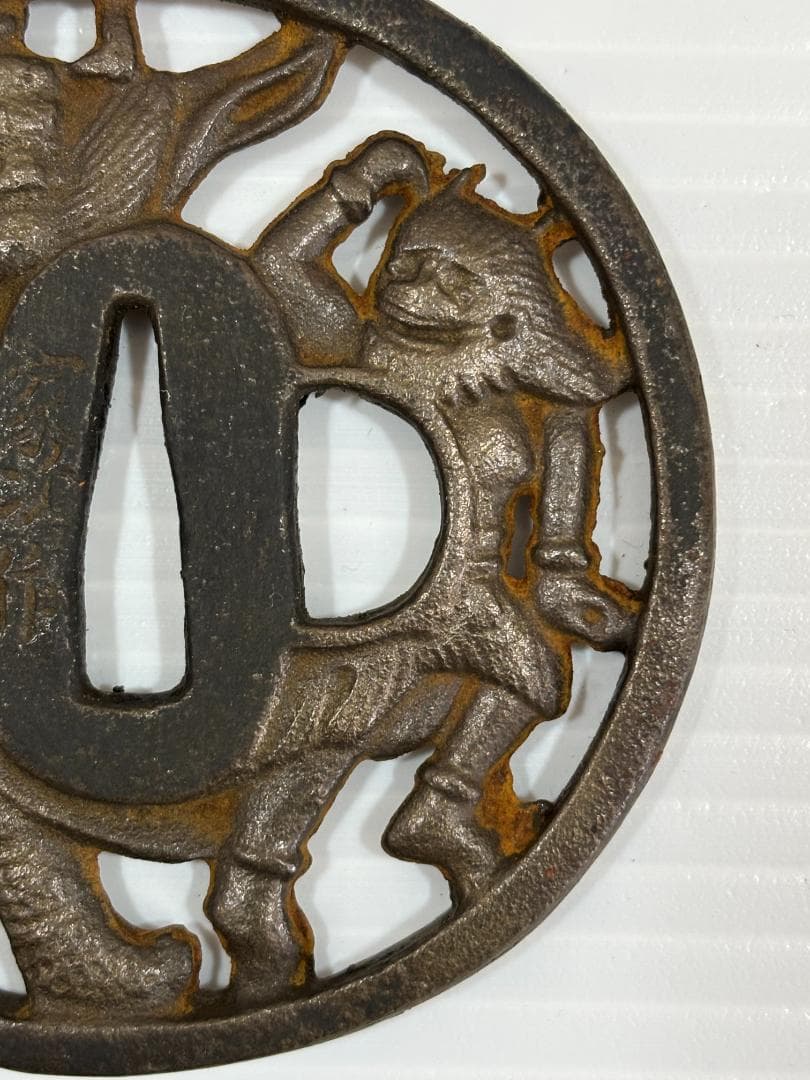 鍔(つば)　鉄製　日本刀　鬼退治　加納家次　明治時代　アンティーク