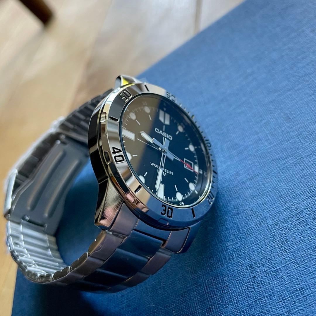 カシオ アナログ腕時計　海外逆輸入　新品　ビッグフェイス　ステンレスモデル
