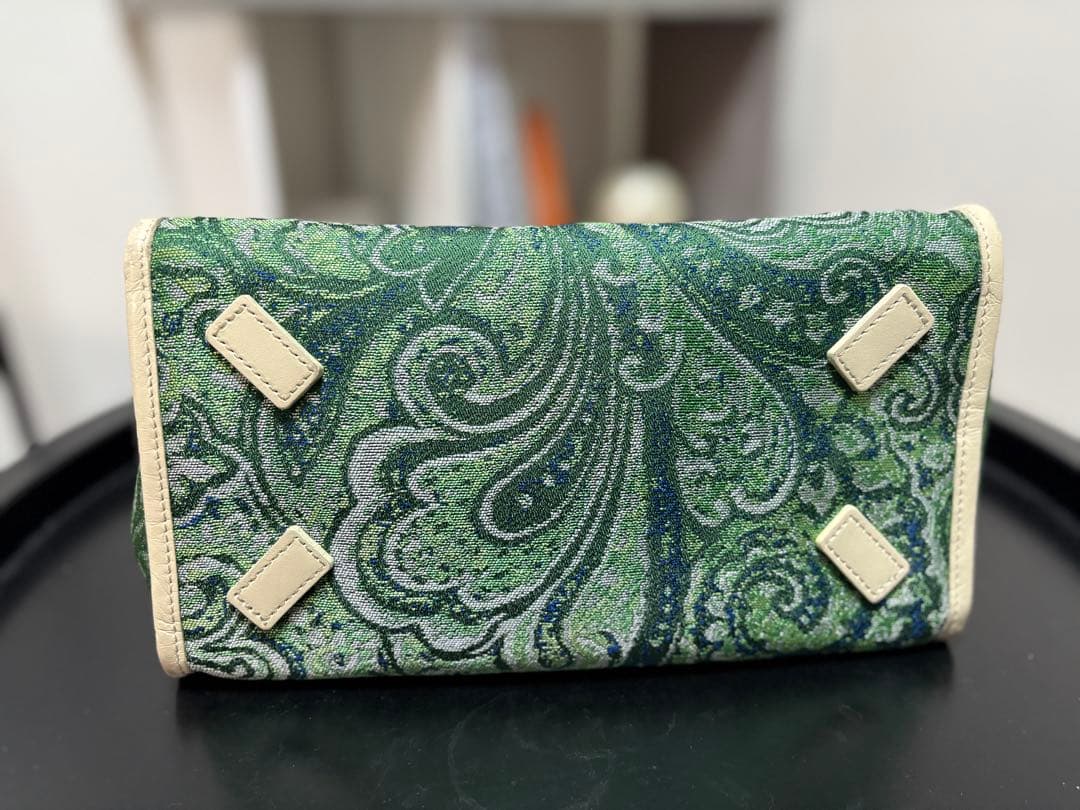 A VACATION ペイズリー柄 ハンドバッグ