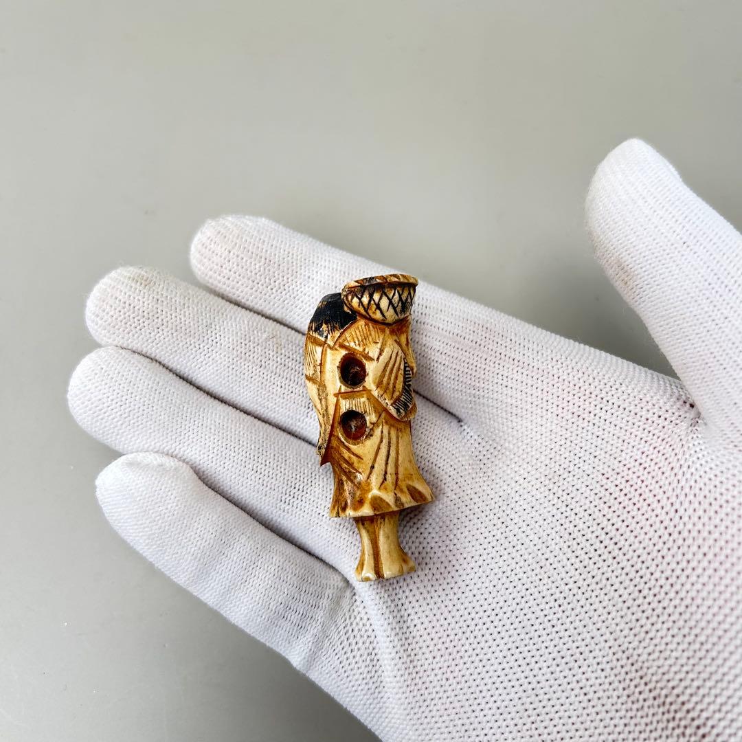 彫刻極上根付天然素材アンティーク骨董飾り物古美術置物細密細工