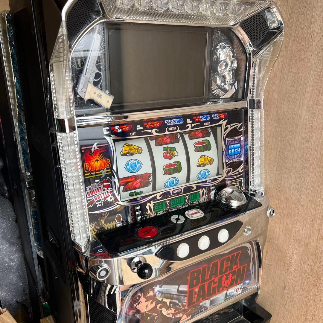 BLACK LAGOON 初代 実機 初代 ブラックラグーン コイン不要機付き