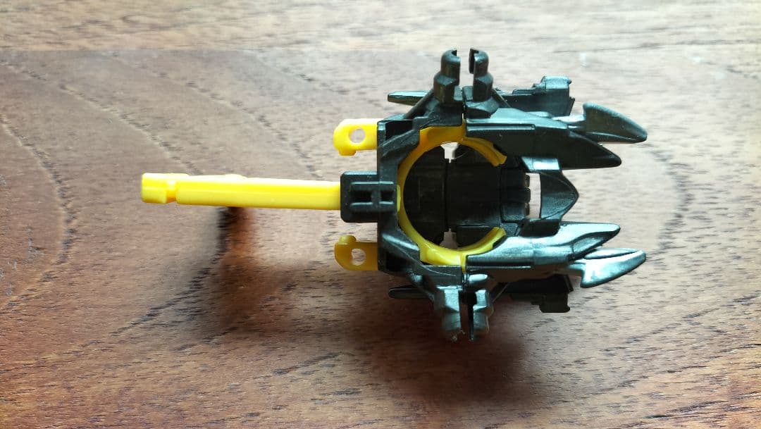 希少 クロスファイトビーダマン メタルコア 4点セット