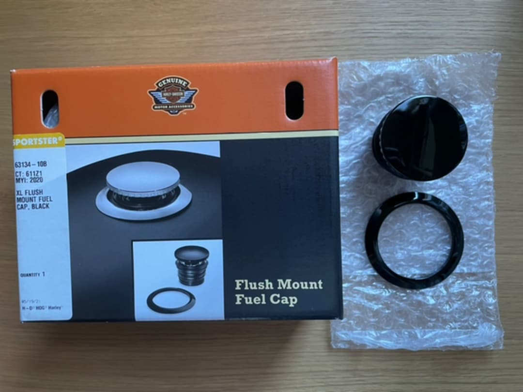 スポーツスター フラッシュマウントフューエルキャップ3.3ガロン（12.5