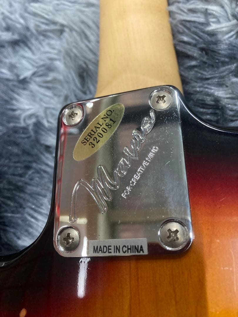 K)Mavis メイビス エレキギター SERIAL NO.320081 - メルカリ