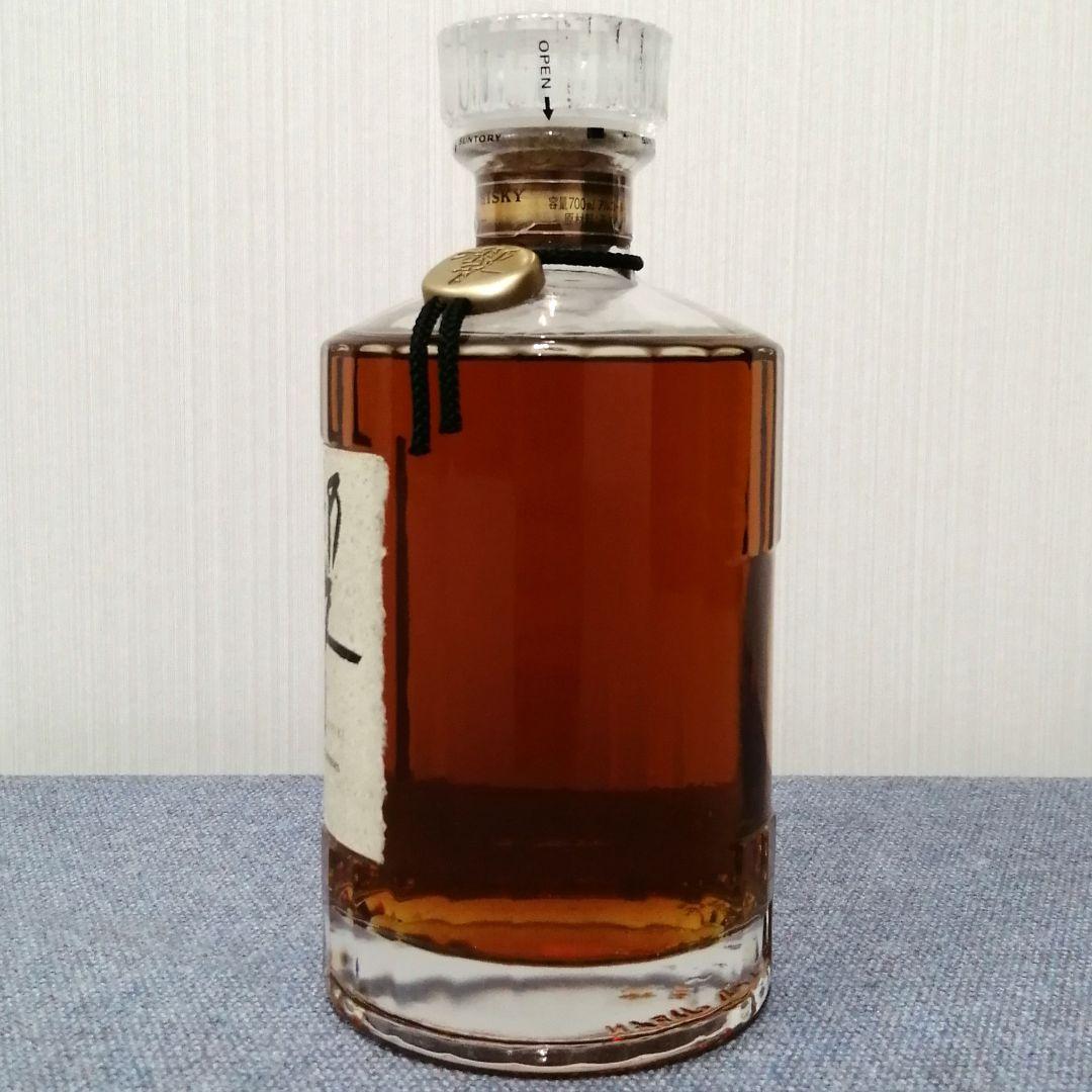 響 ( 旧17年 )24面カットキャップ 700ml43% 裏ラベル無し