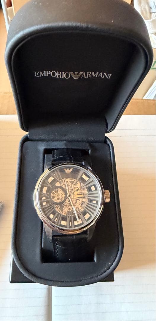 EMPORIO ARMANI スケルトンアナログ腕時計