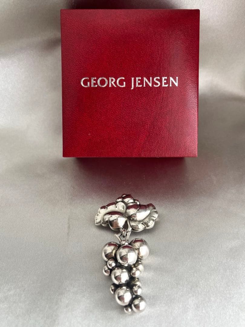 【美品】ジョージジェンセン★ムーンライトグレープブローチ　ぶどう　SV925 中古】ジョージジェンセン Georg Jensen ムーンライトグレープ ぶどう