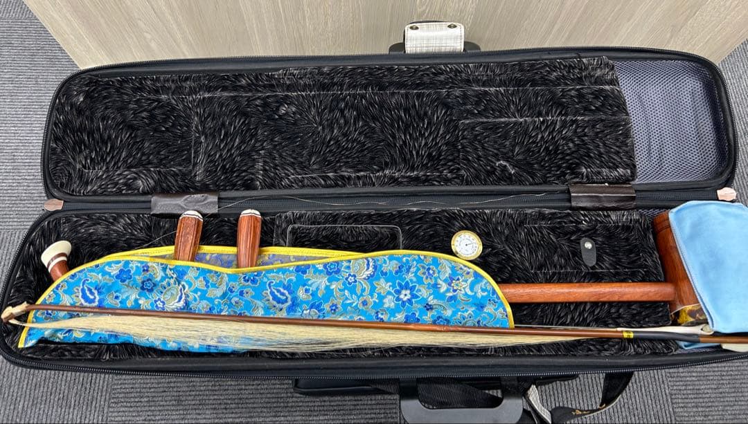 中国楽器　ケース付き　二胡　高級　弓あり