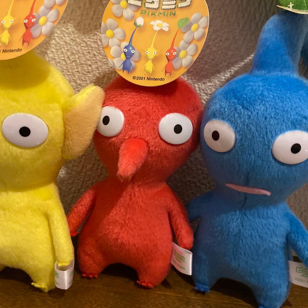 2001 赤 黄 青ピクミン 2004 紫 白ピクミン ぬいぐるみセット - メルカリ