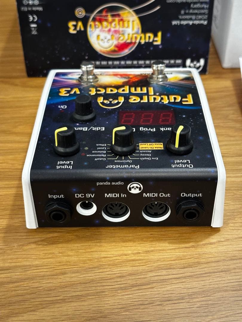 Future Impact v3 ベースシンセサイザーpanda audio