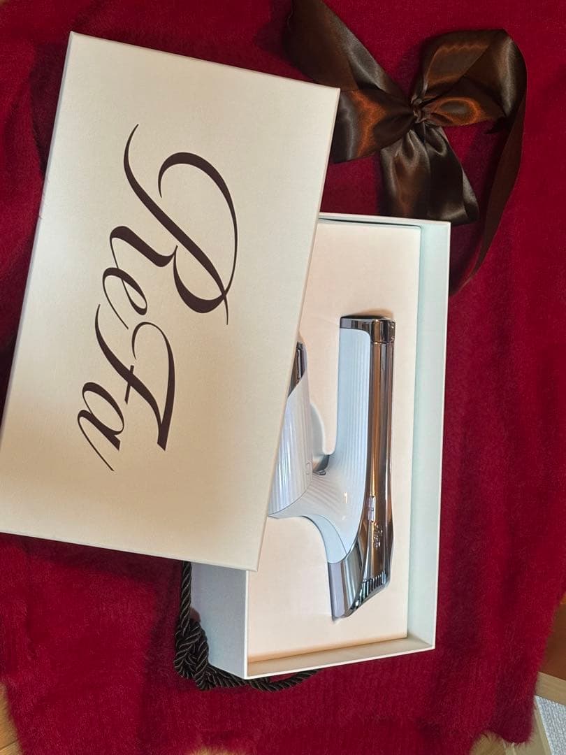 【佐藤】※完全未使用※リファ ビューテックドライヤー箱 リボン 紙袋付き