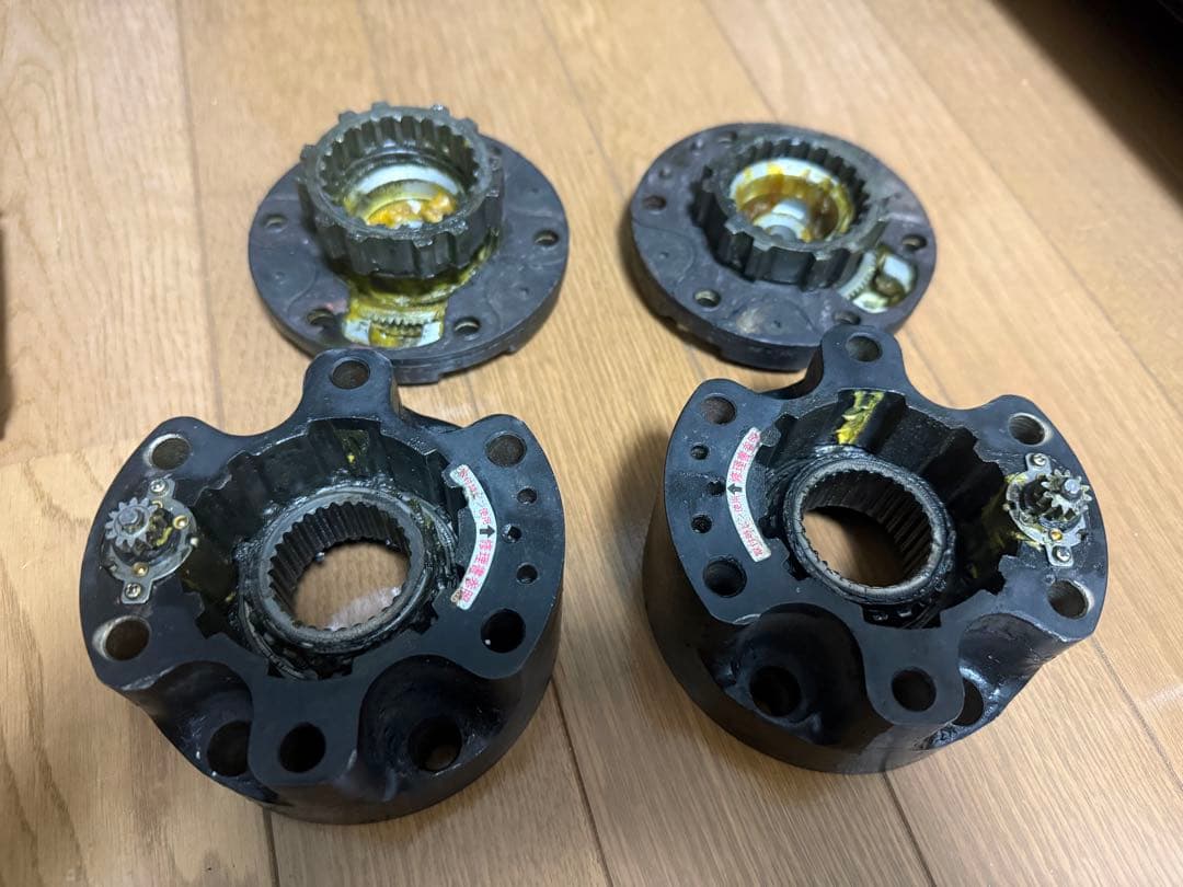 ランドクルーザー70系kzj78取外し パワーロッキングハブ　ジャンク
