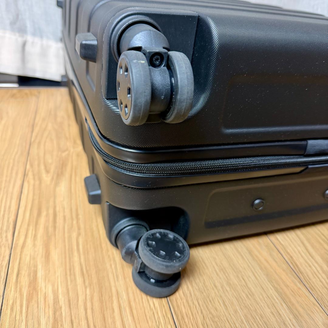 無印良品 キャリーケース バーを自由に調節できる ハード スーツケース 63L