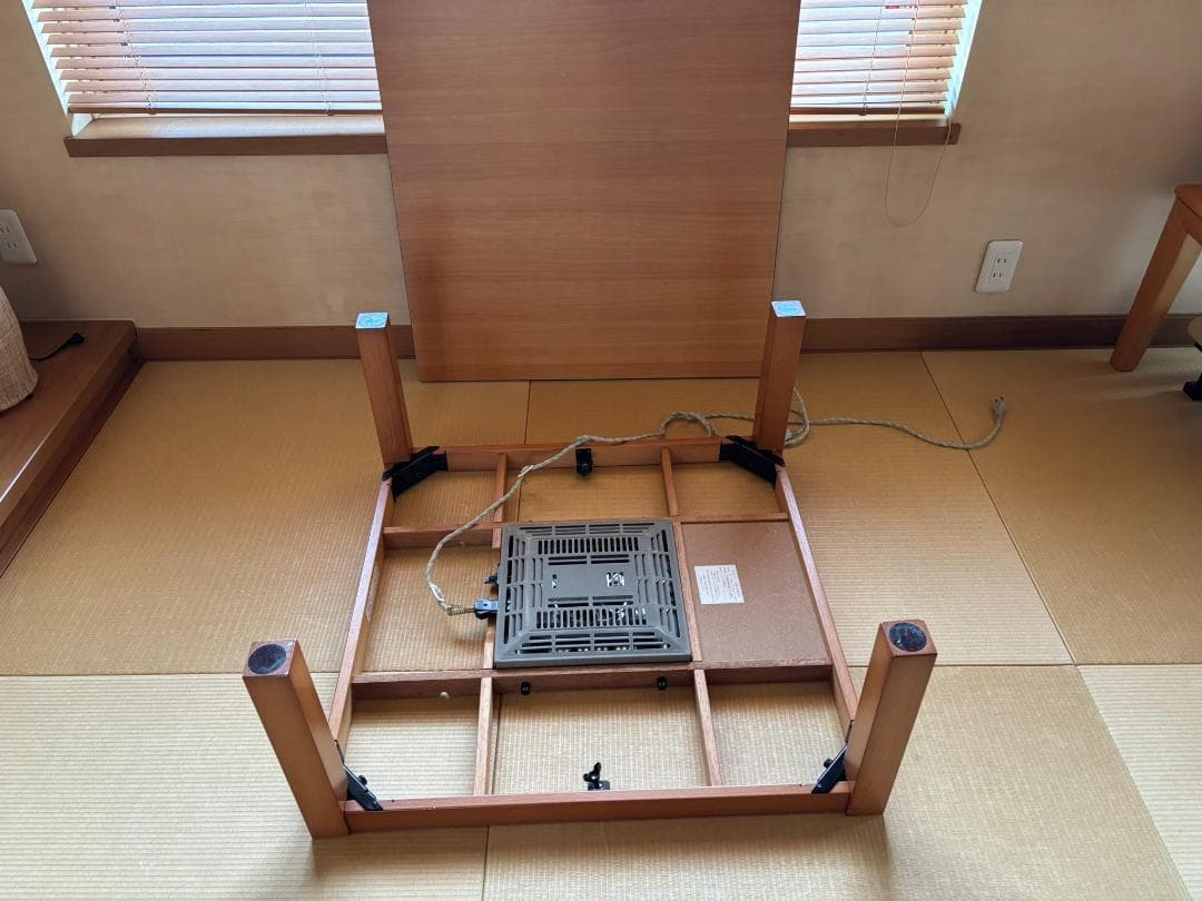 マルキタ リビングこたつ 750mm角 500W - メルカリ