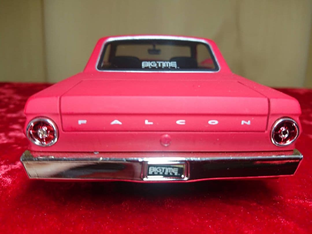 ミニカー 1964 FORD FALCON Jada toys 1/24