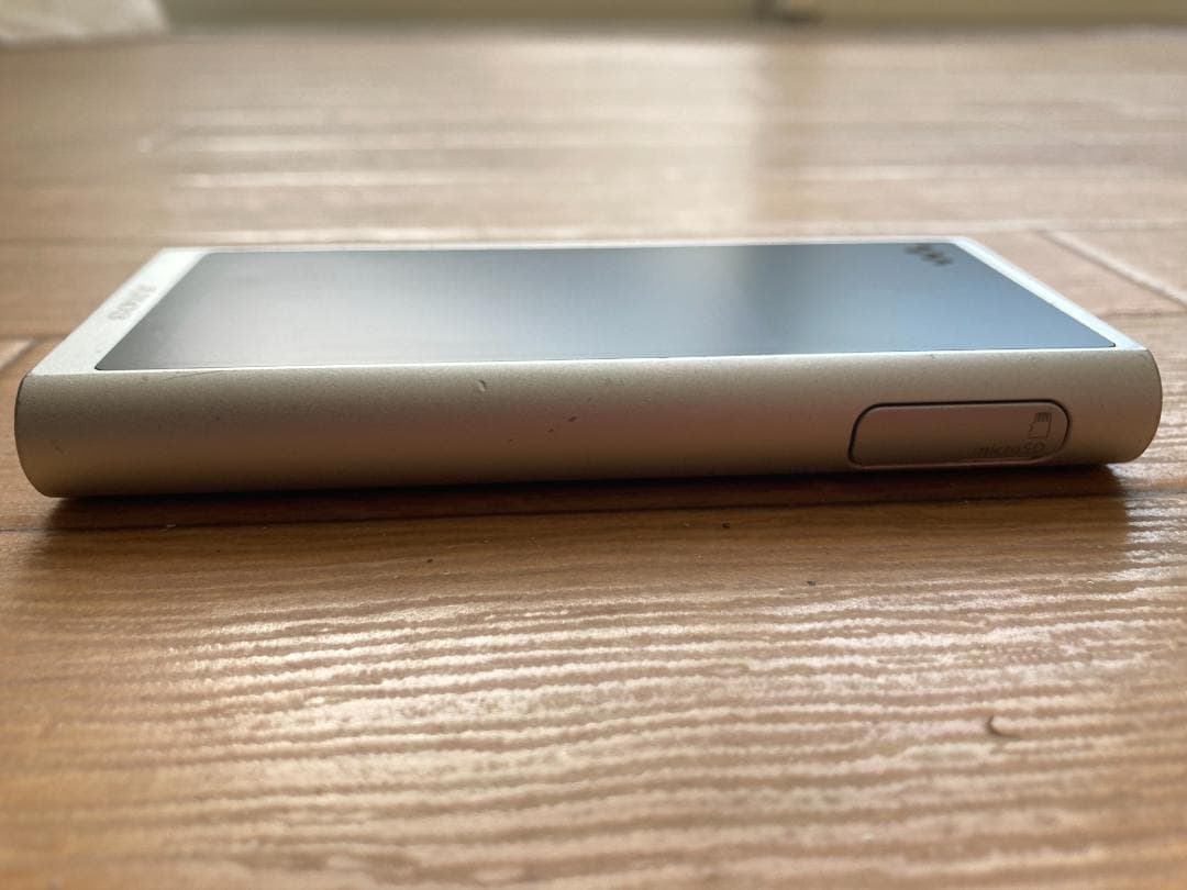 ジャンク Sony NW-ZX300 シルバー ウォークマン ハイレゾ対応