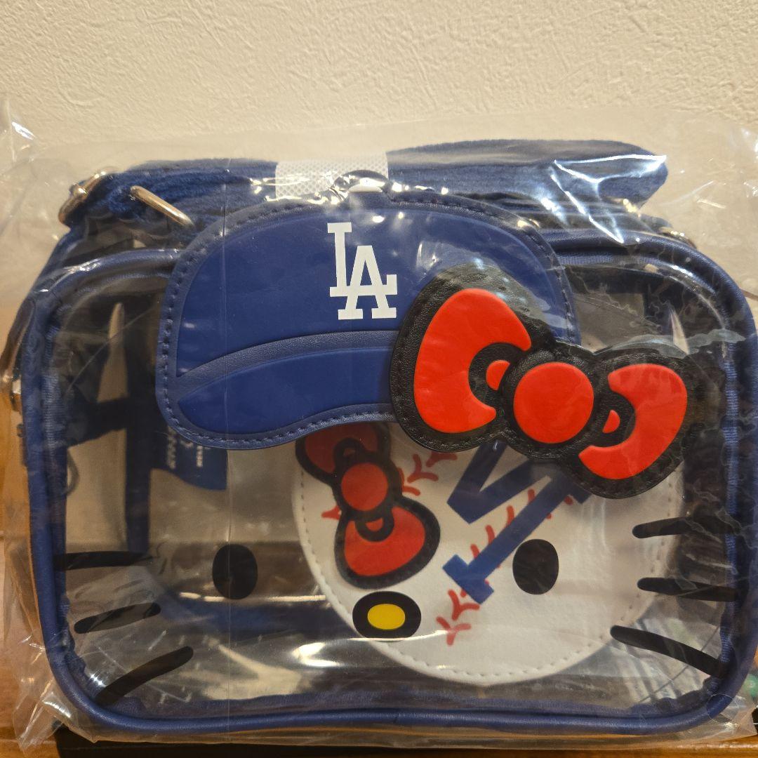 ドジャース×ハローキティコラボクロスボディバッグ 8/5限定非売品