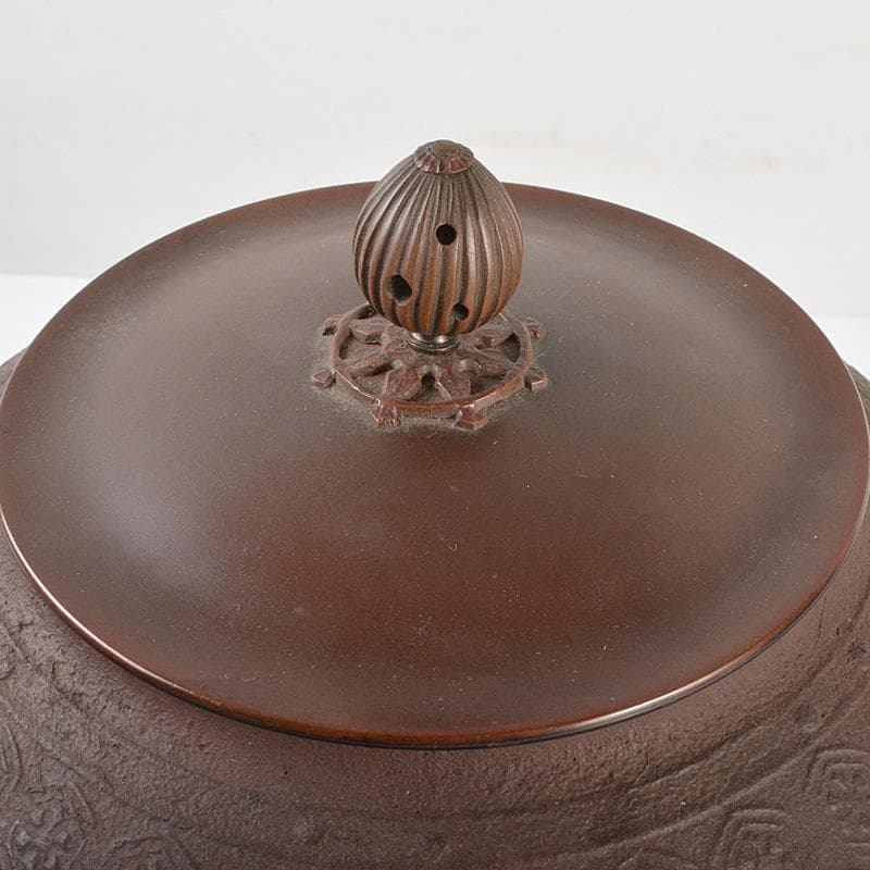 茶道具 釜師 畠春斎作 亀甲文釜 鉄釜 共箱 M R5520C - メルカリ