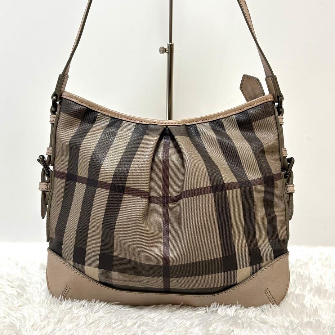 【美品】 バーバリー ショルダーバッグ 斜め掛け スモークドチェック