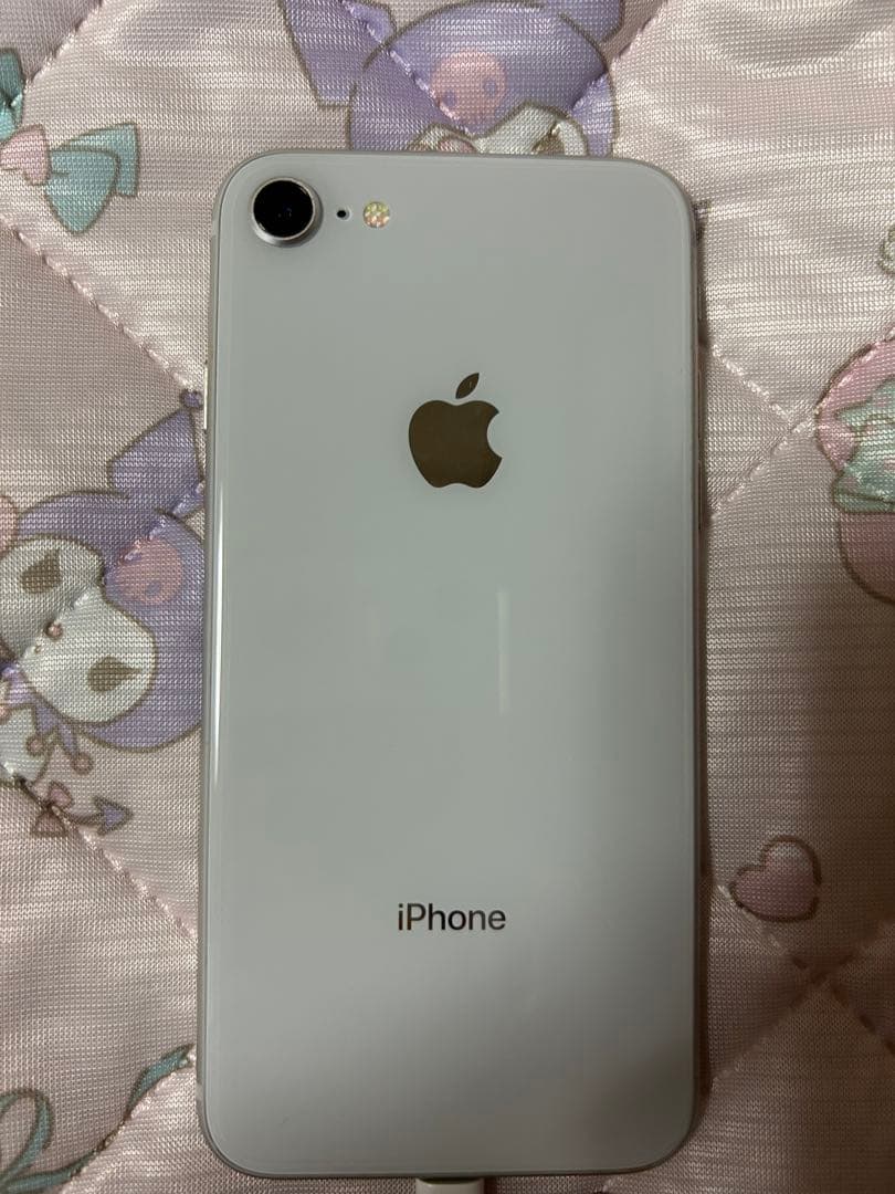 iPhone 8 64GB ホワイト 本体