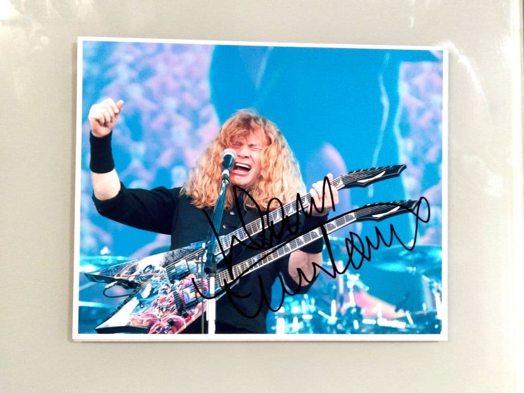 デイヴ・ムステイン直筆サイン入り超大型写真…Dave Mustaineの通販はau