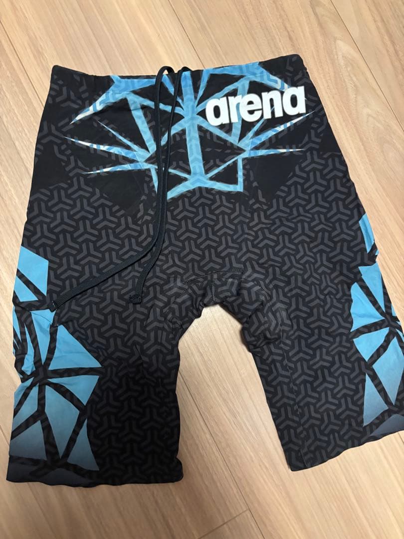 2つセット] arena 競泳水着 黒/金(限定色)/青 毘沙門カラー ARENA