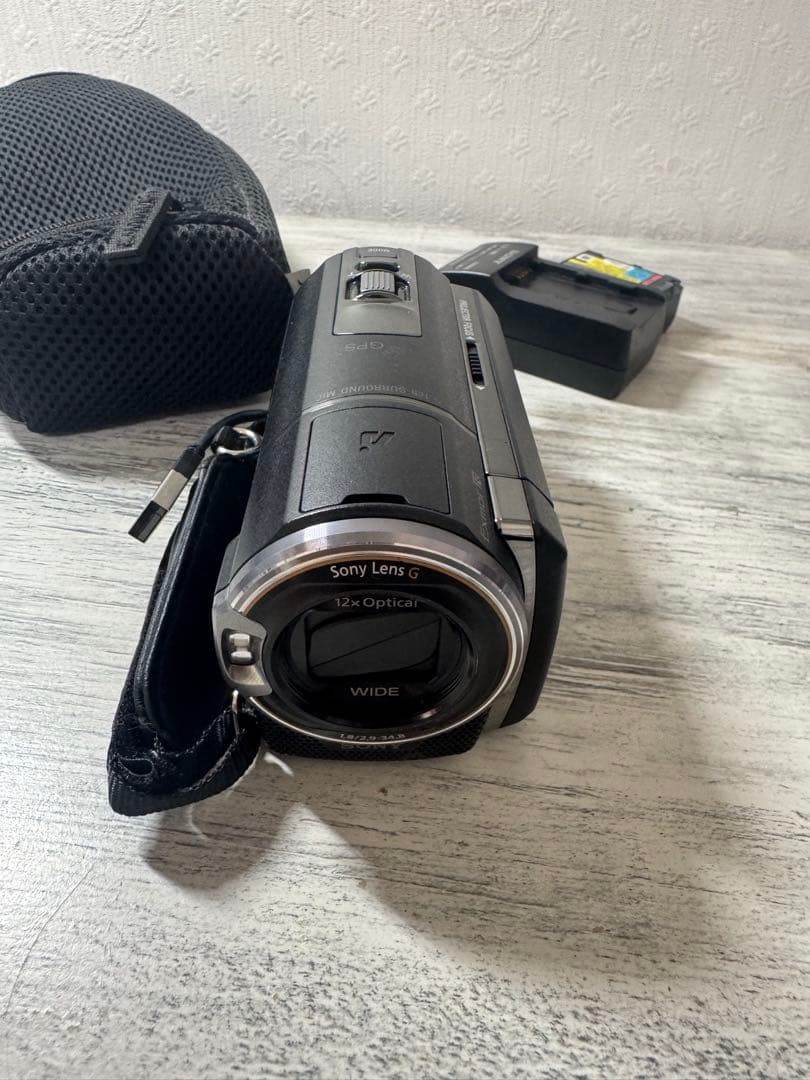 SONYビデオカメラ　HDR-PJ590 広角26.8mm 内蔵プロジェクター