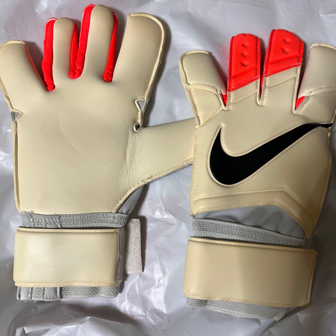 Nike Vapor Grip3 RS キーパー　グローブ