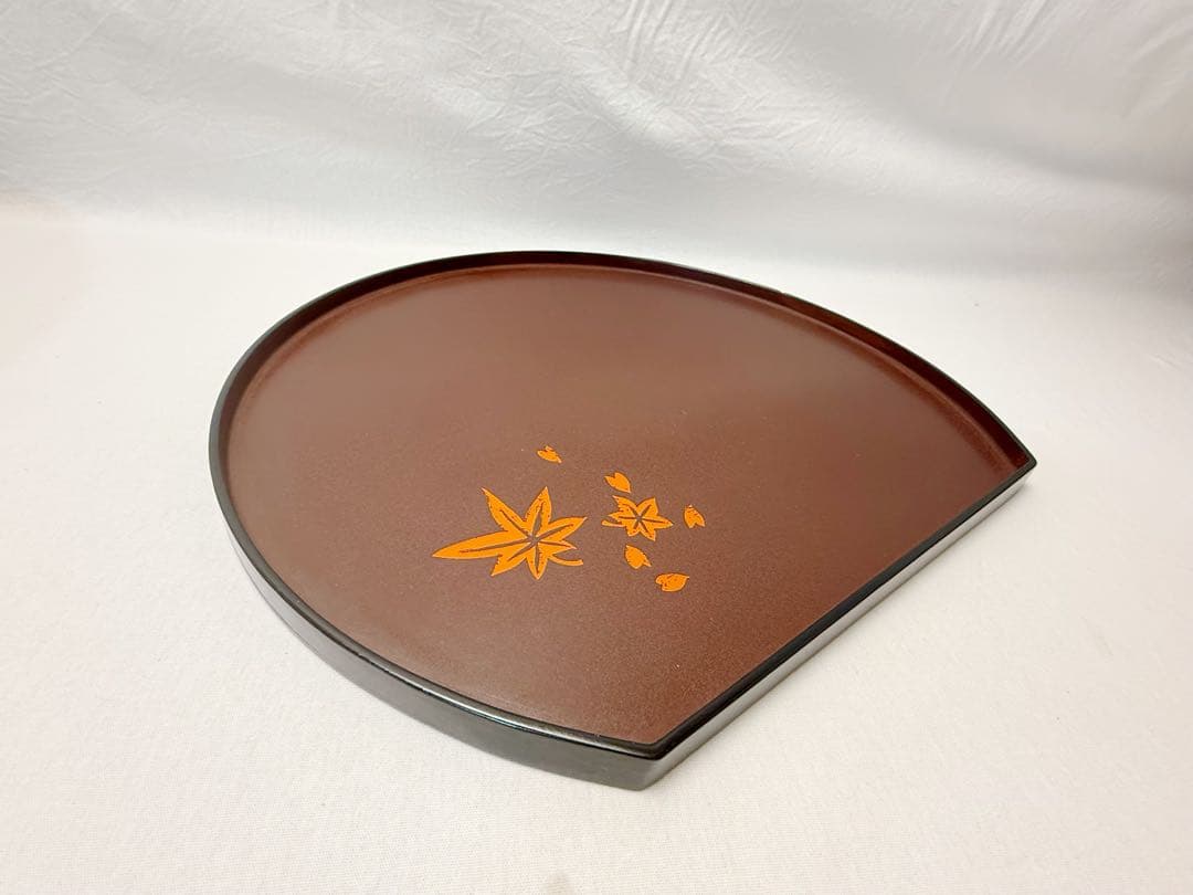 美品 懐石道具 乾漆塗 会席膳 5客揃 蒔絵 半月膳 共箱