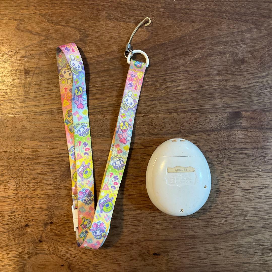 たまごっちみくす 20th Anniversary ロイヤルピンク　たまごっち