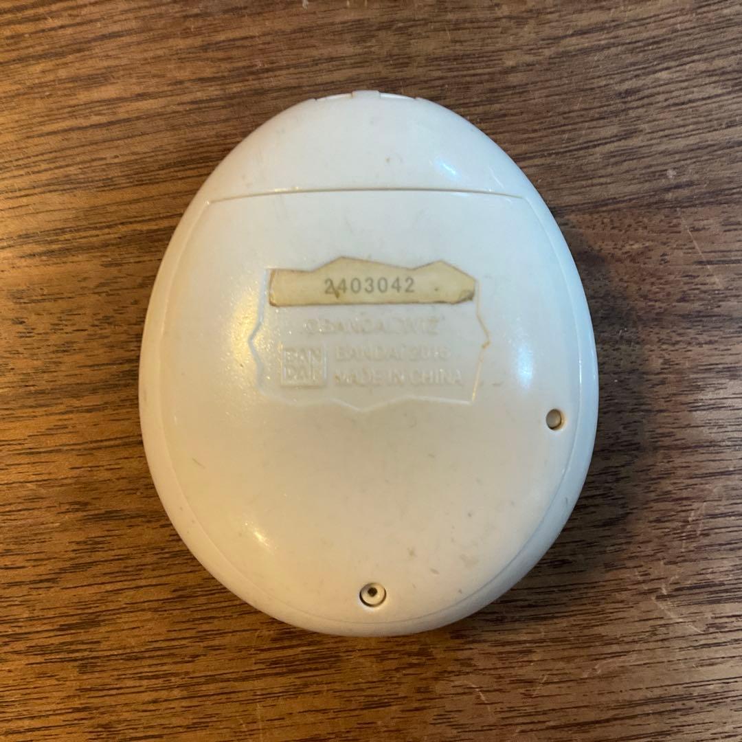 たまごっちみくす 20th Anniversary ロイヤルピンク　たまごっち