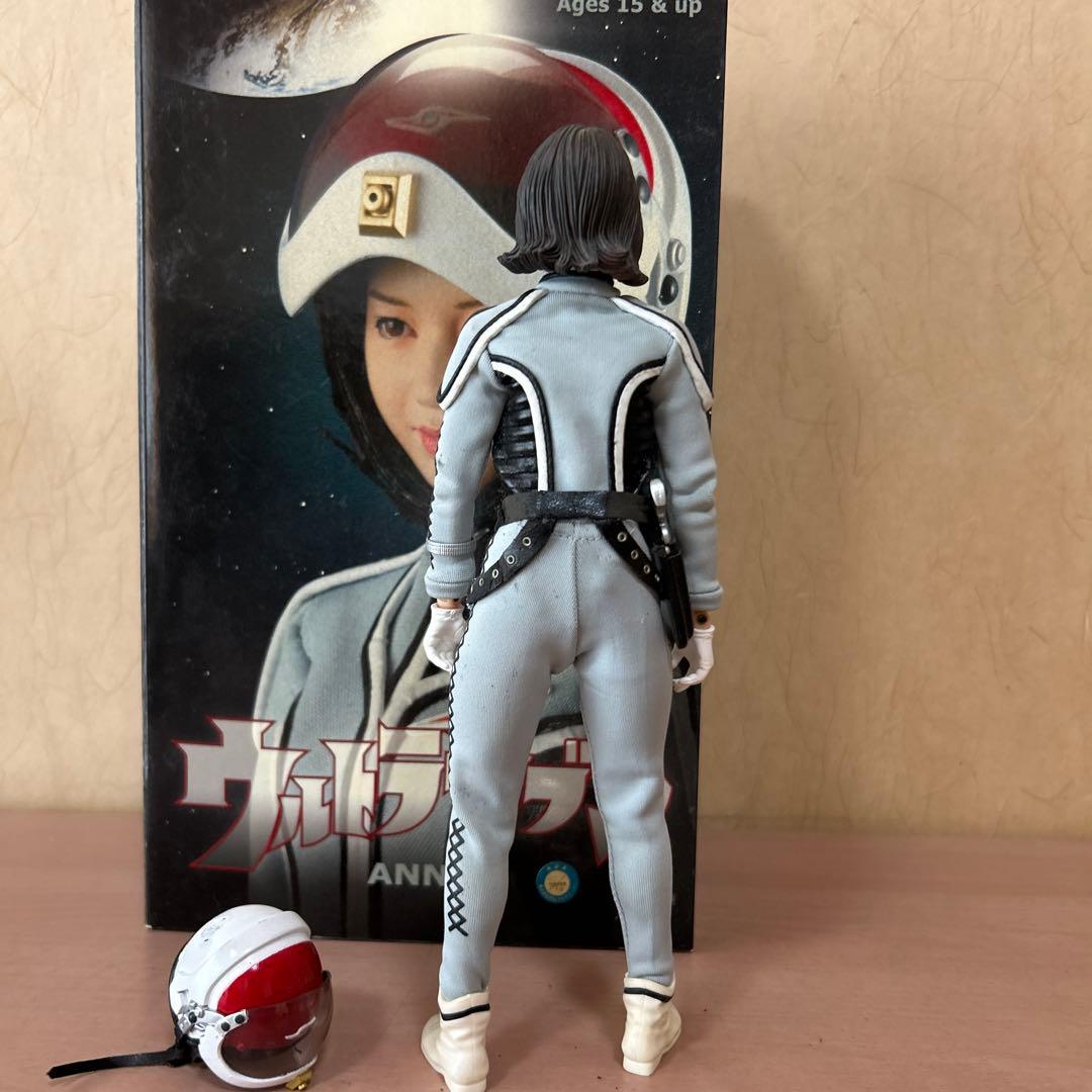 ウルトラセブン アンヌ隊員 フィギュア RAH